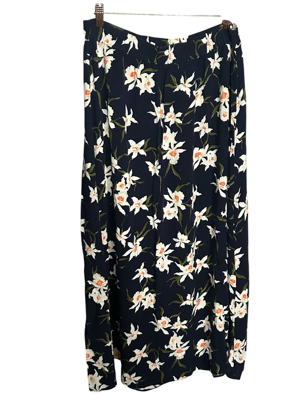 Old Navy Floral Maxi Skirt in Navy with White Blooms